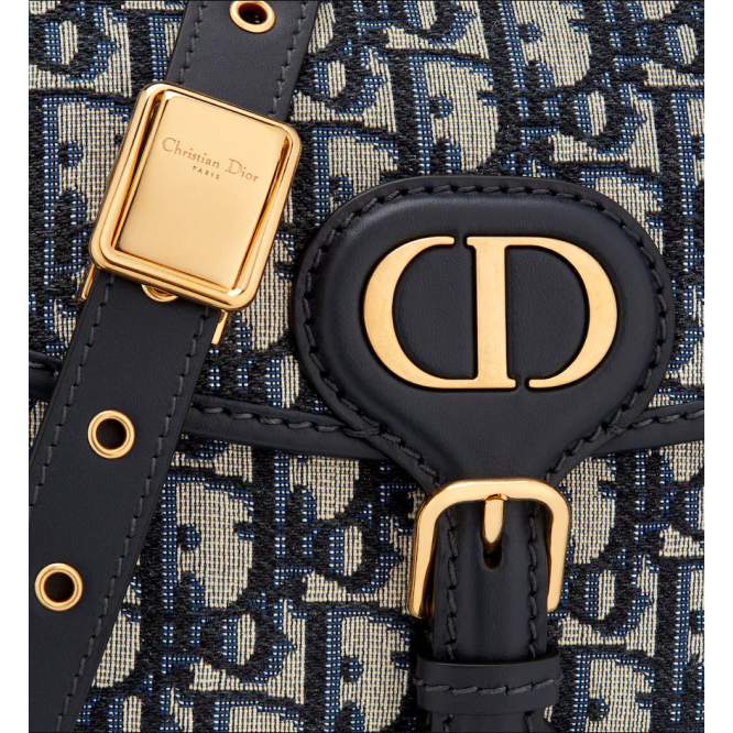 【DIOR】今季のトレンド！★矢野未希子さん愛用★日本人気上昇中↑↑↑超難入手！早い者勝ち！DIOR BOBBY ミディアムバッグ
